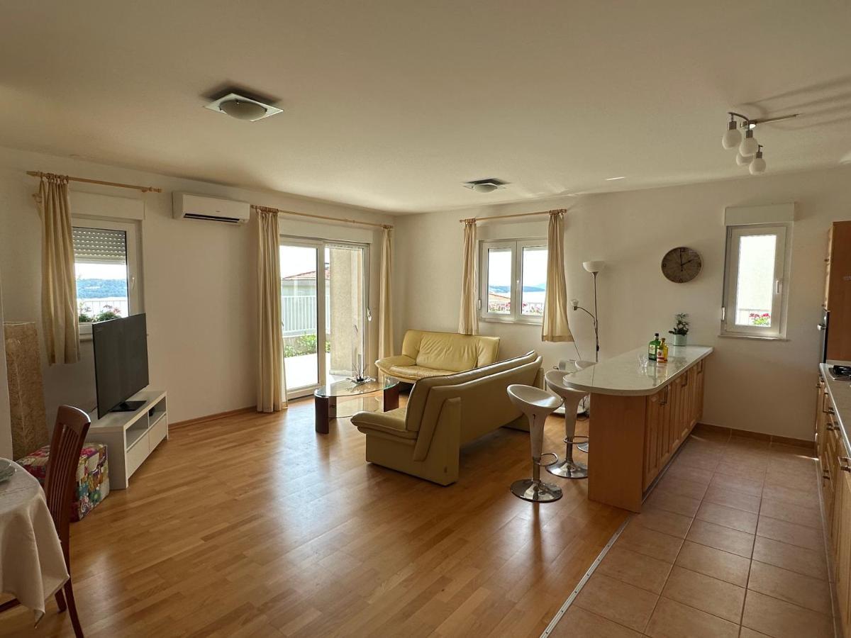 Aurora Luxury Apartment Trogir Exteriör bild
