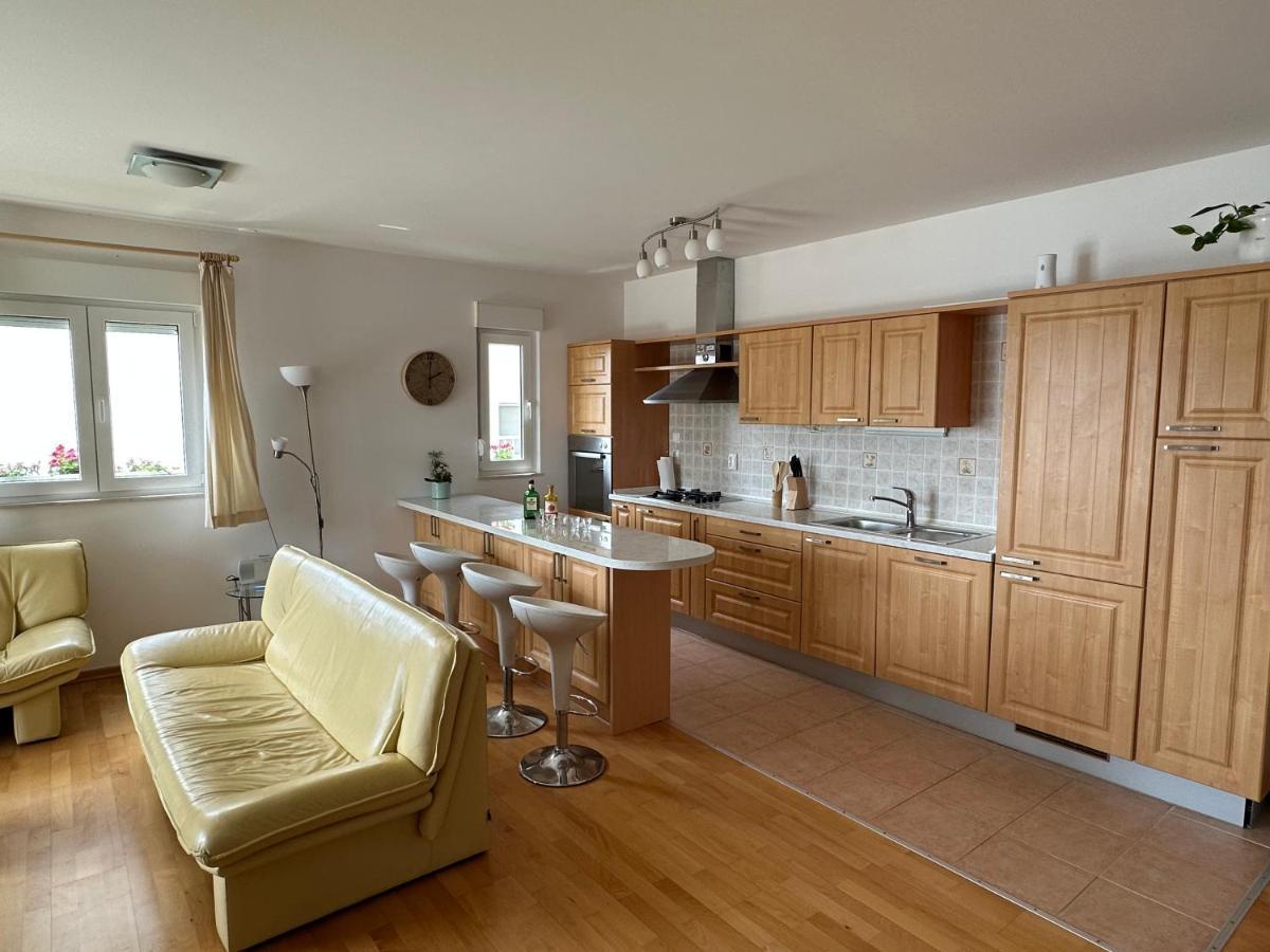 Aurora Luxury Apartment Trogir Exteriör bild