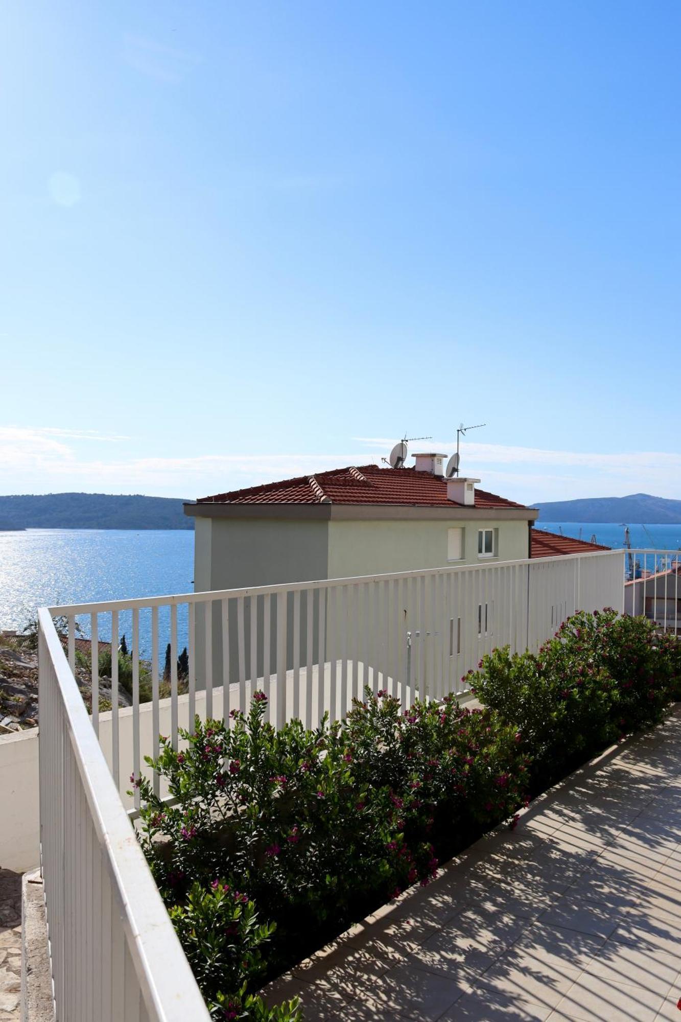 Aurora Luxury Apartment Trogir Exteriör bild